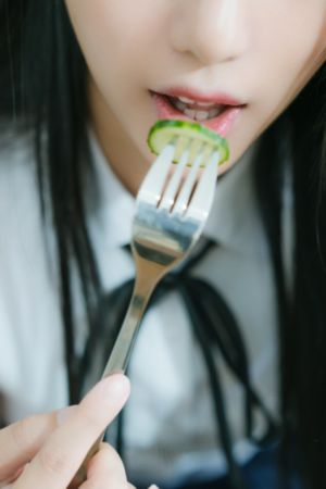 体育课单杠渺渺小说叫什么名字_HD免费观看视频